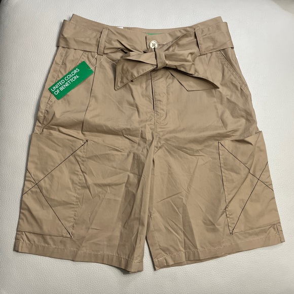 NWT - United Colors of Benetton Women’s Urban Safari Shorts - US Size 4 - Picture 2 of 10